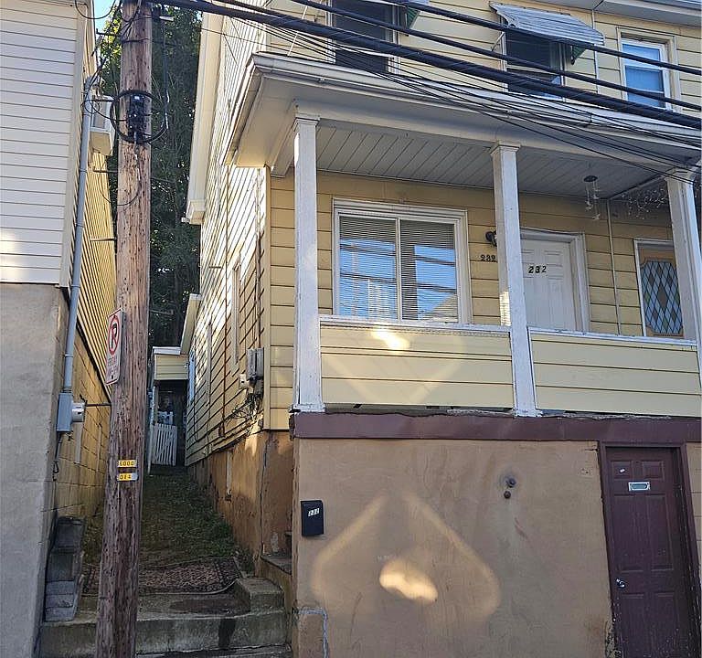 1st image of 232 W Kline Ave