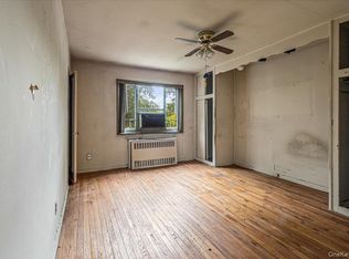 83-18 229 Street #6-12, Bellerose Manor, NY 11427