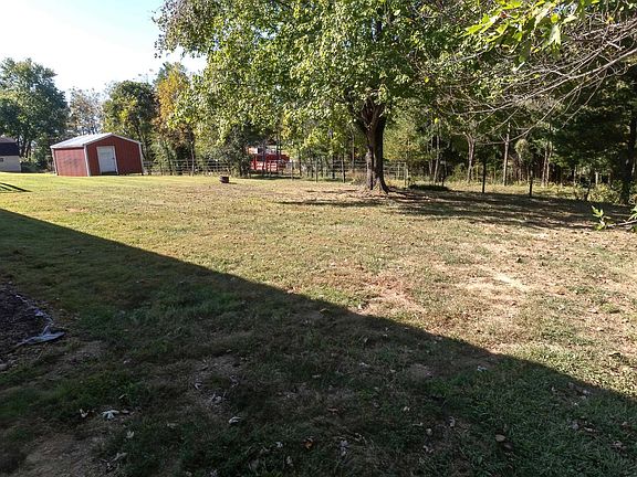 3rd image of 1255 N Eskew Rd