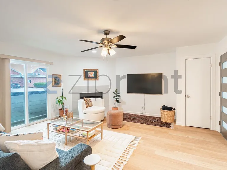 903 Romeria Dr #203 — Photo 3