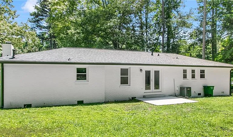 1348 Ridgewood Dr SW — Photo 21