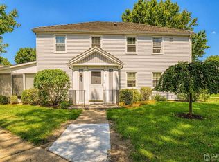 63 Old Nassau Rd, Monroe Township, NJ 08831