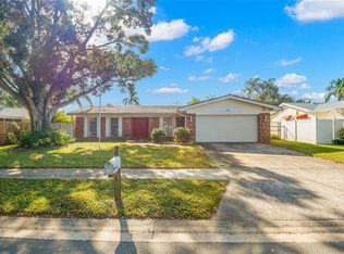 1950 Egret Dr, Palm Harbor, FL 34683
