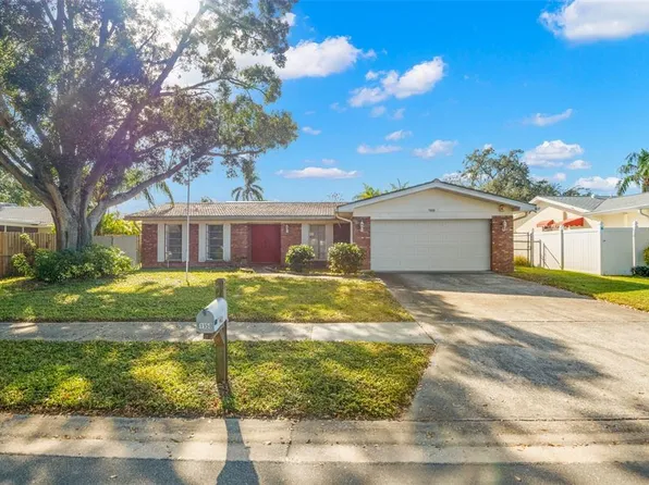 1950 Egret Dr, Palm Harbor, FL 34683