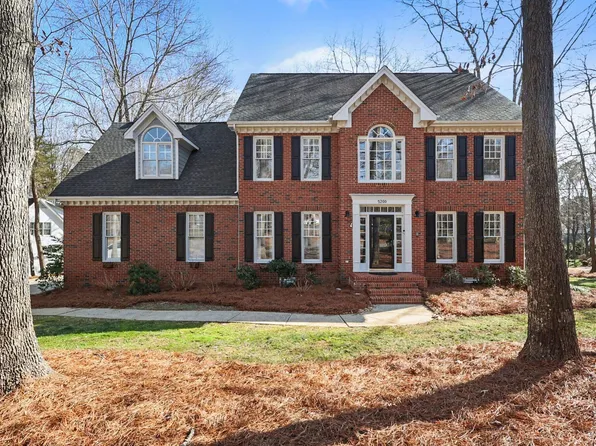 5200 Lake Edge Dr, Holly Springs, NC 27540