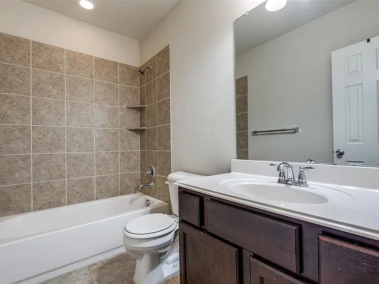 1420 Cockatiel Dr — Photo 8