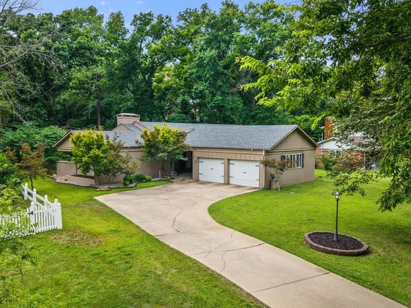 1413 Brookside Pkwy, Bartlesville, OK 74006