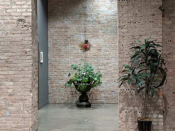 3rd image of 2303 S Michigan Ave APT 502