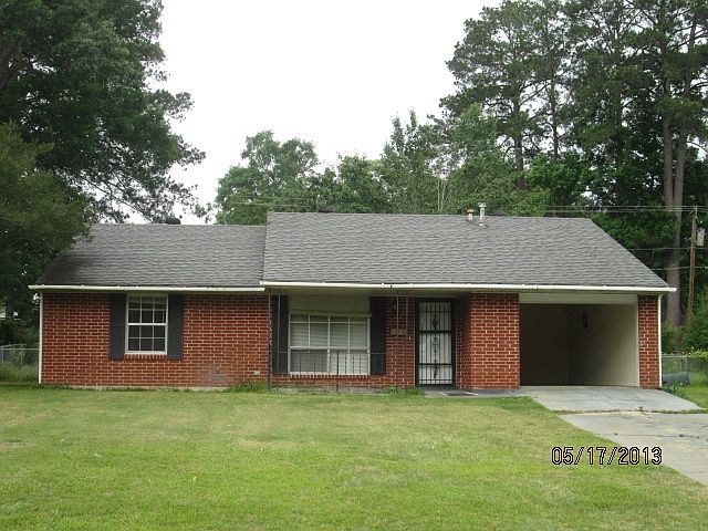 1st image of 2053 Columbus Cir