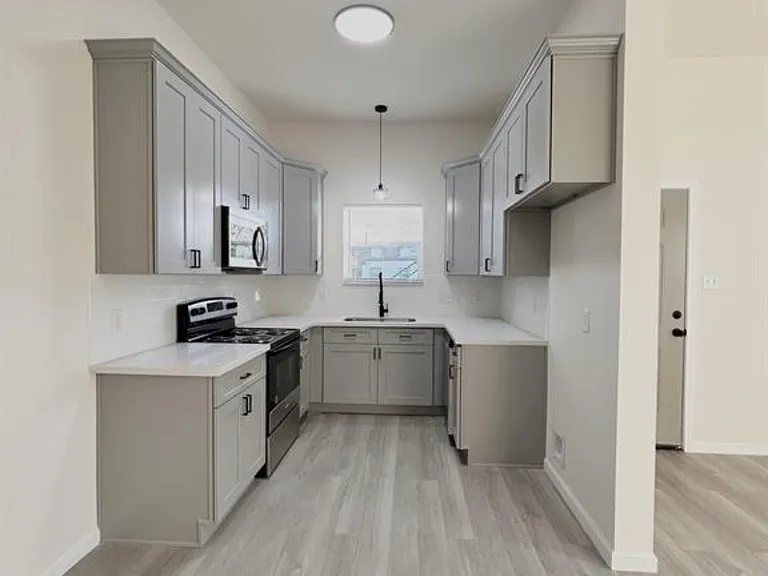 9717 Pelsey St #A — Photo 13