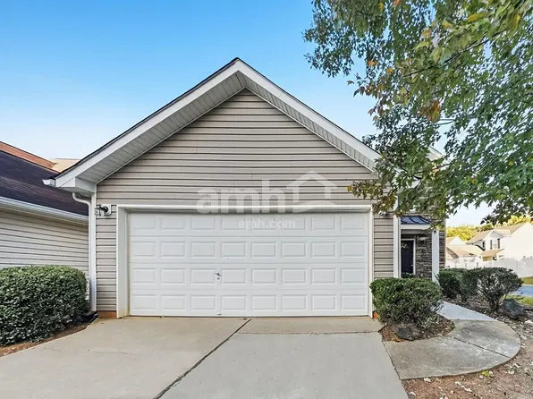 518 Arrowhead Dr, Dallas, GA 30132