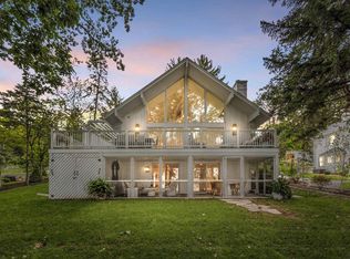 W2219 Hickory Rd, Green Lake, WI 54941