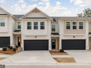 5545 Rockfern Dr, Lilburn, GA 30047