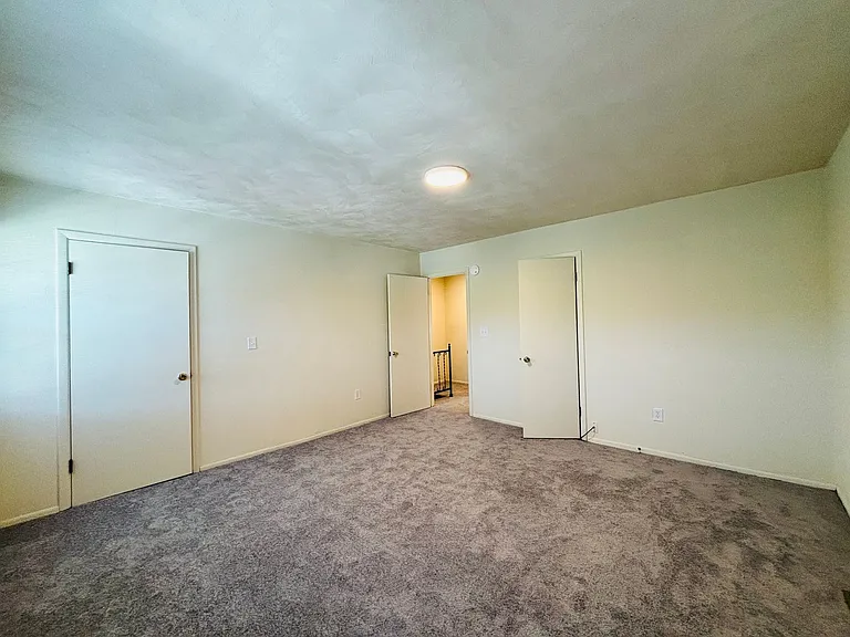 341 New Kent Rd — Photo 10