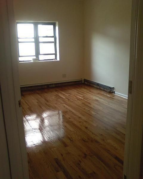 2nd image of 2020 Bedford Ave
