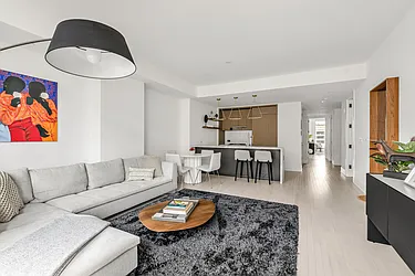 Rented by R New York