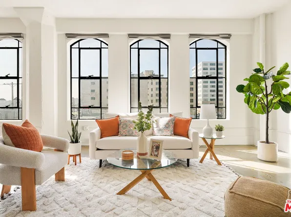 315 E 8th St APT 302, Los Angeles, CA 90014
