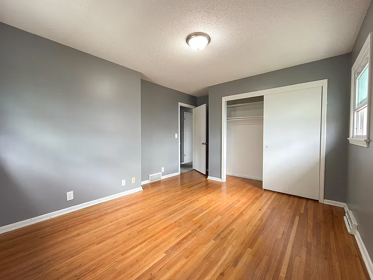 5029 Arbor Cir — Photo 16