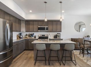 5611 W 32nd Ave, Kennewick, WA