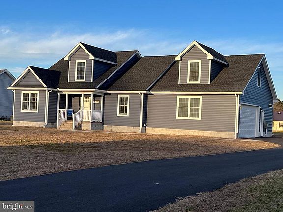 3rd image of 26178 Manor Way