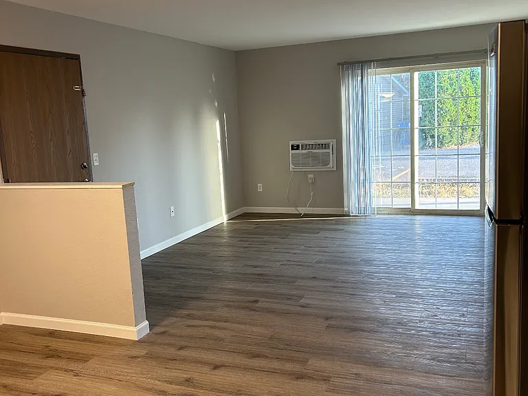 3001 Galahad Ln #16 — Photo 4