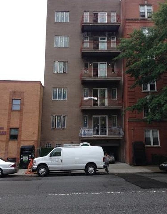 1st image of 2271 Ocean Ave #1