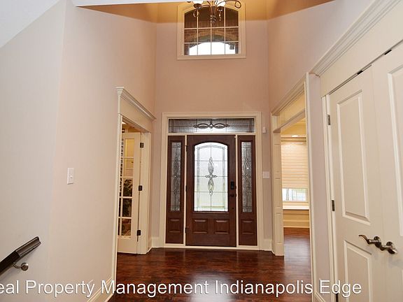 2nd image of 14707 Pleasant Crest Ave