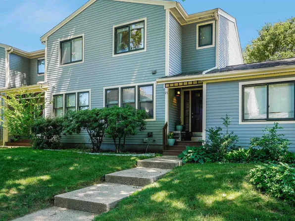 25 Staysail Way, Portsmouth, NH 03801