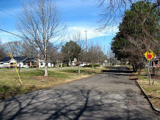 2nd image of 2317 Pearson Ave SW