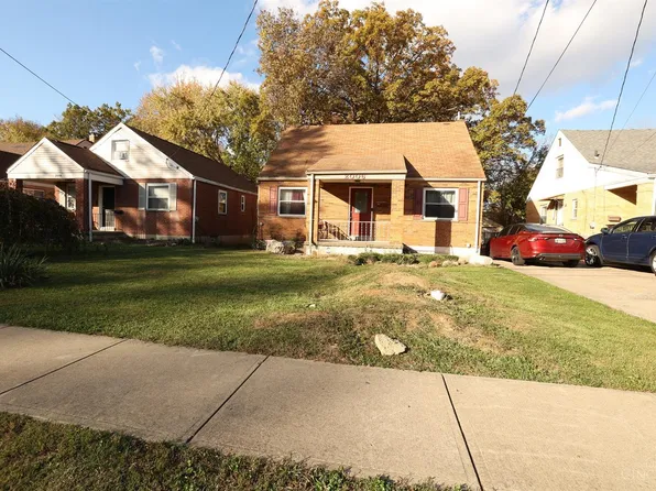 2006 Carpenter Dr, Cincinnati, OH 45239