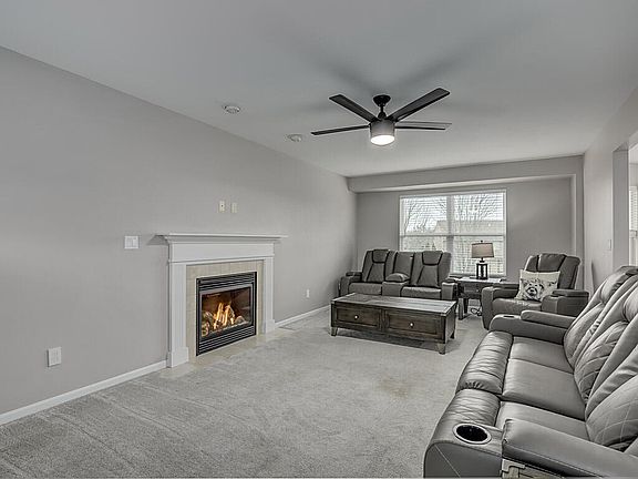 3rd image of 10635 Pepperwood Dr