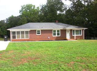 1061 Asbury Ave, Anderson, SC 29624