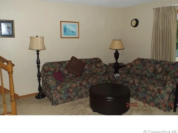 1001 Old Colony Rd #504, Meriden, CT 06451