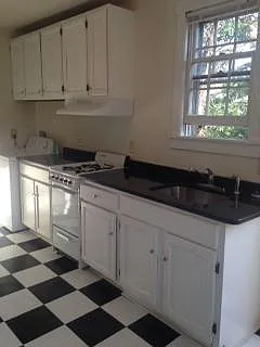 704 Lafayette Blvd — Photo 7