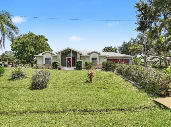 880 Vocelle Ave, Sebastian, FL 32958