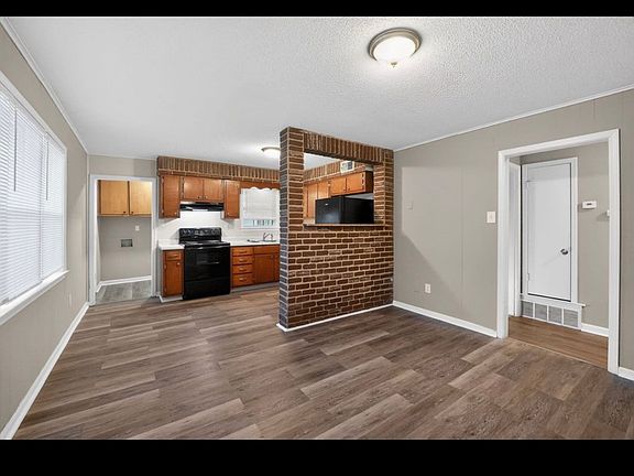 3rd image of 3691 Ardmore St