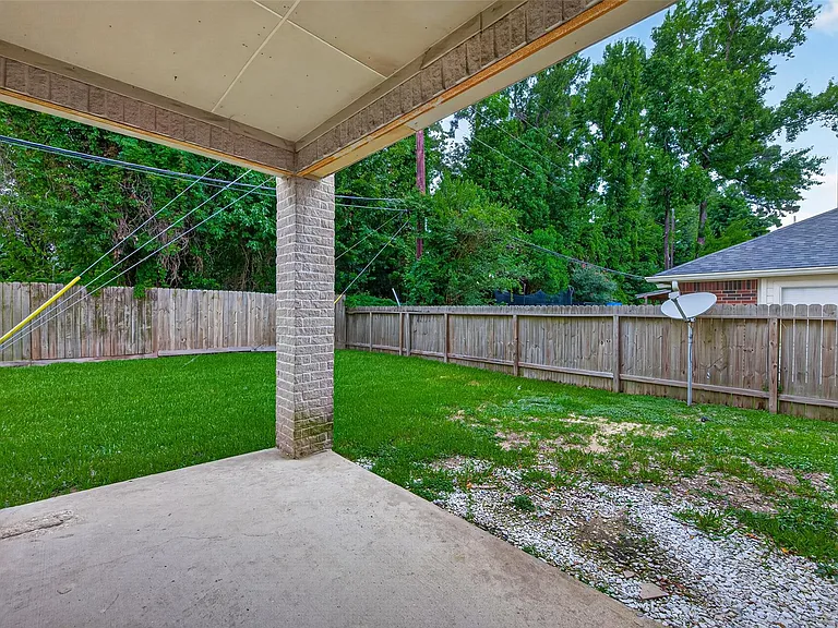 20003 Fieldtree Dr — Photo 50