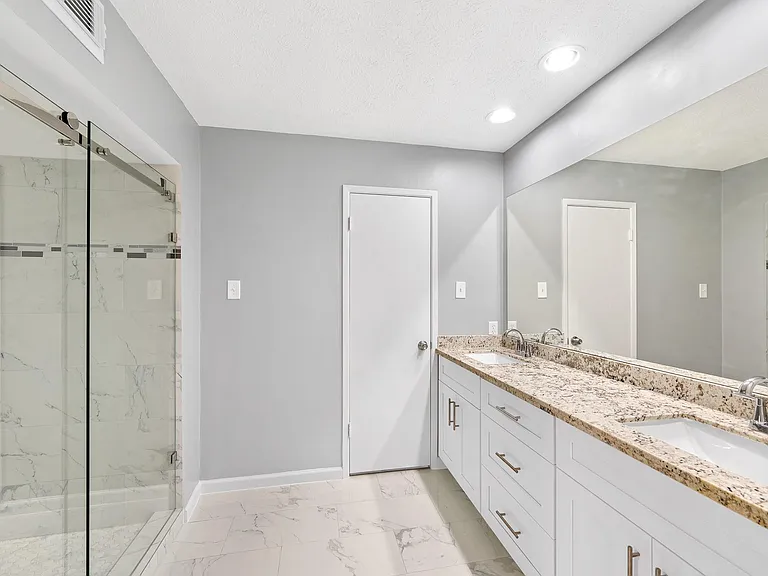 1363 Westgreen Blvd — Photo 35