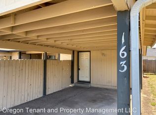 163 S 40th St, Springfield, OR 97478