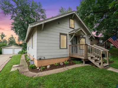 2008 S Western Ave, Sioux Falls, SD, 57105