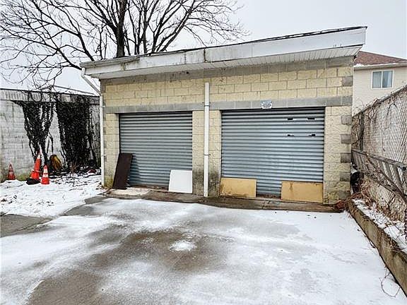 2nd image of 36 Arthur Ave