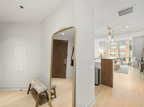 1000 Maxwell Lane image 16 of 45