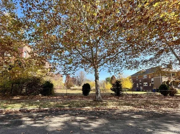 3974 Commonwealth St, Detroit, MI 48208