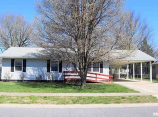 36 Windrush Dr, Jacksonville, IL 62650