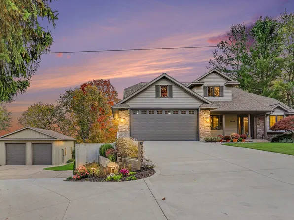 2669 Barry St, Hudsonville, MI 49426