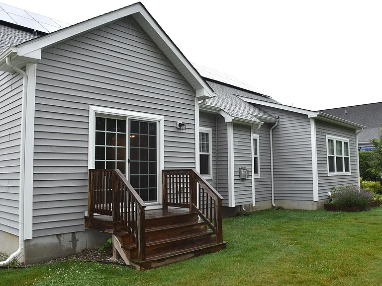 416 Seagull Dr — Photo 15