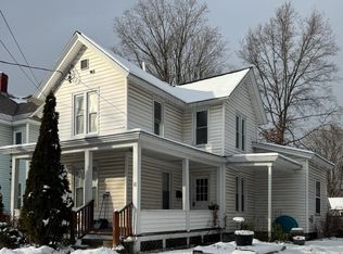 11 2nd St, Glens Falls, NY 12801