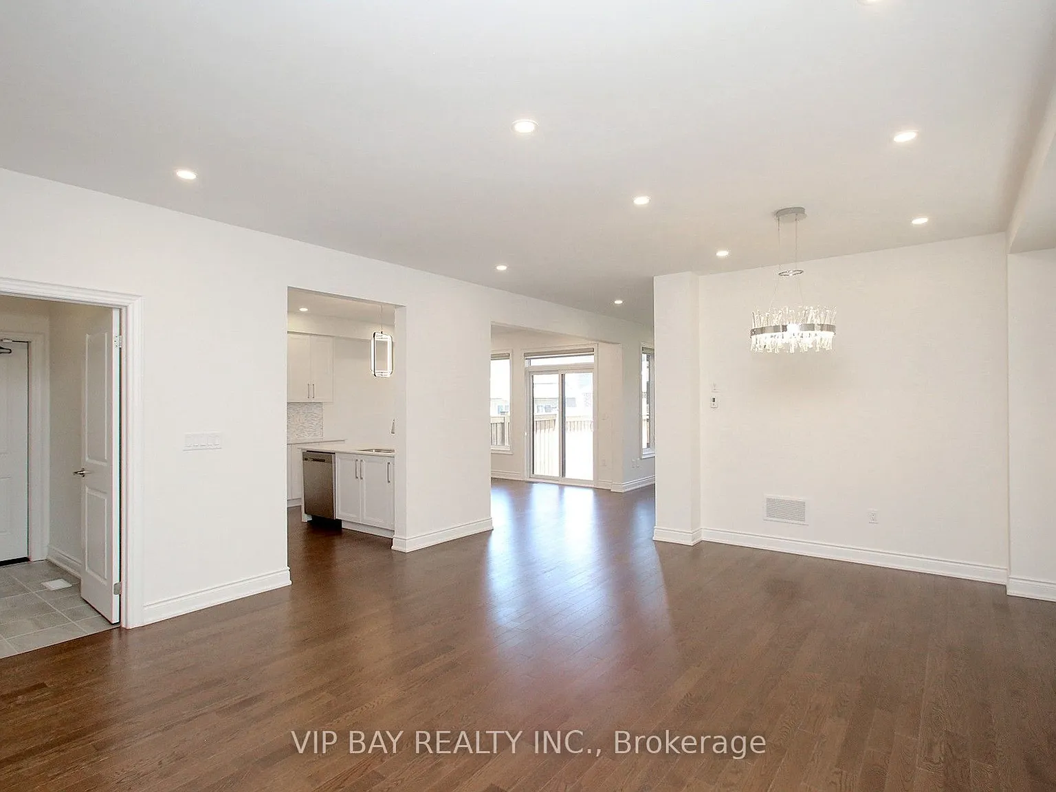 5 bed, $3,980 — Photo 4