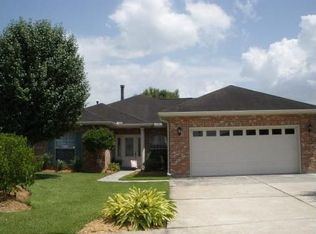 109 Oak Shadow Ct, La Place, LA 70068