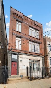 (Undisclosed Address), Chicago, IL, 60642